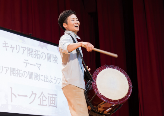 映像メディア学科卒業 高木 てんさん